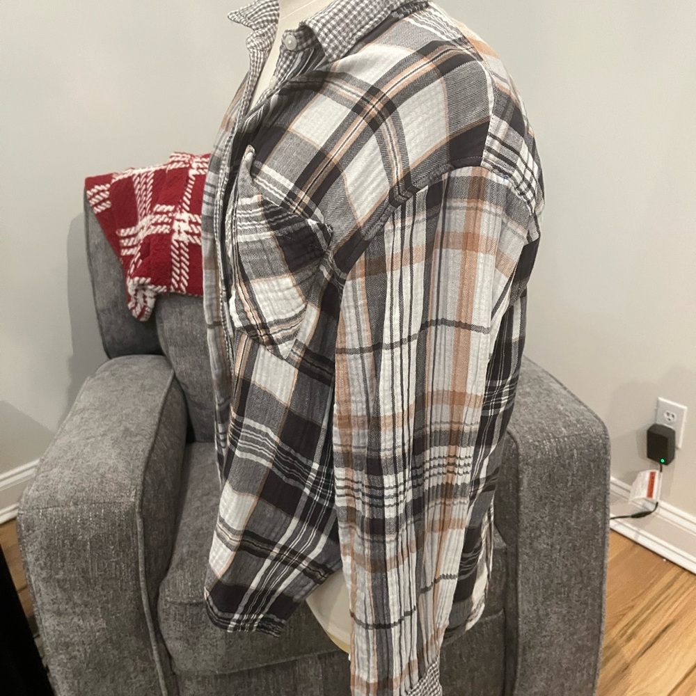 Aerie Plaid Patchwork Button Down Flannel Woman’s… - image 5